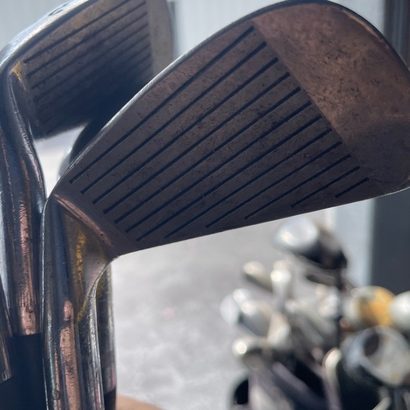 Hogan Golf Clubs Radial 10 Pc Iron Set in right hand - Picture 4 of 10